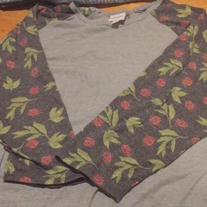 Lularoe tea shirts sold